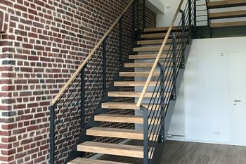 Treppen für den Innenbereich - Metallbau Thome